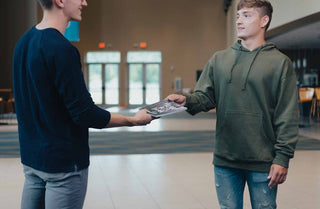 How to Be a Man: Pursuing Christ-centered Masculinity [Student Edition]